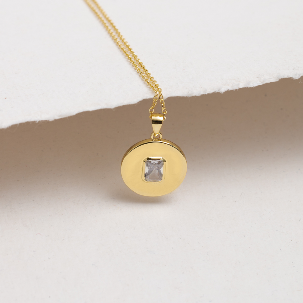 HALO - Gold plated necklace round white stone pendant